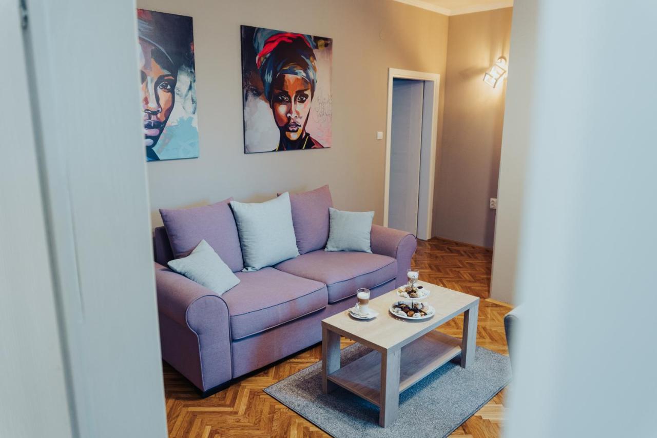Appartement DuMalux Velvet à Subotica Extérieur photo