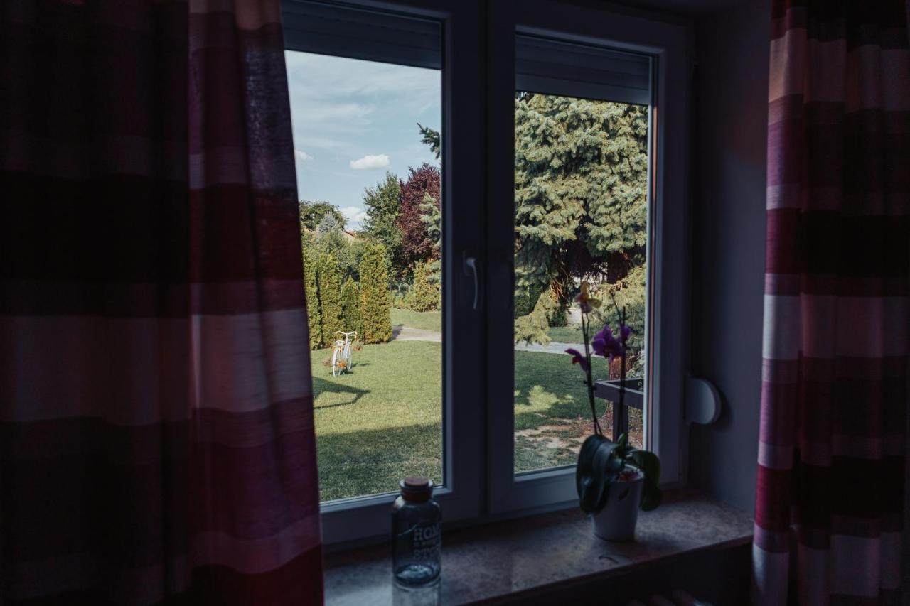 Appartement DuMalux Velvet à Subotica Extérieur photo