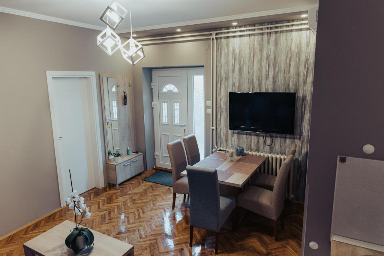 Appartement DuMalux Velvet à Subotica Extérieur photo