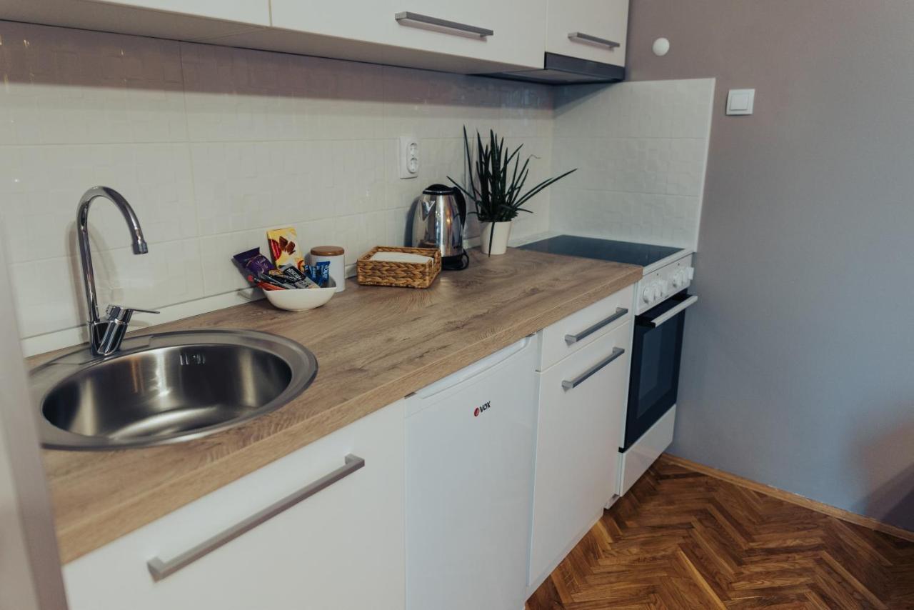 Appartement DuMalux Velvet à Subotica Extérieur photo