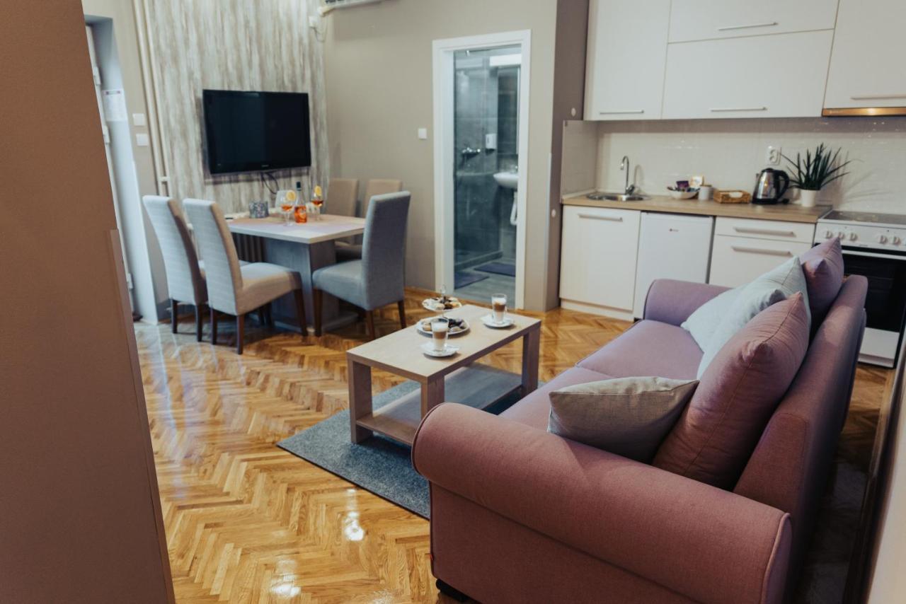 Appartement DuMalux Velvet à Subotica Extérieur photo